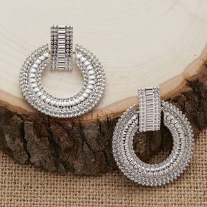GEMMA Silver Textured Circle Earrings